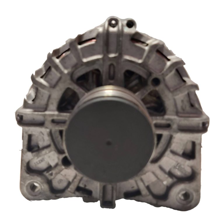 Alternador ref. 231004402R/ FG18T179