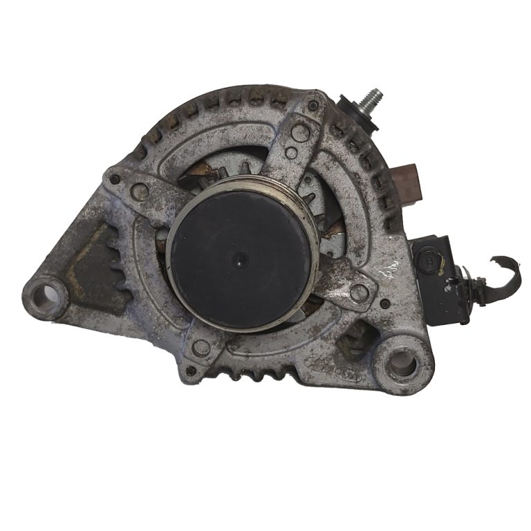Alternador ref. 373002A700/ MS1042118840